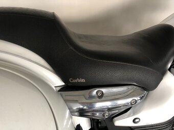 Yamaha XV 1900 Midnight Star - 19