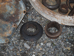 Prodám stabilní motor Škoda Plzeň ze 30. let. - 19