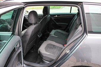 Volkswagen Golf Variant 1.5 TSI R-Line DSG - 19