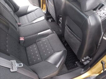 PRODÁM VOLVO S60 SEDAN 2.4i 103kW MANUÁL - 19