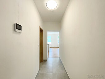Pronájem 1+kk, 36,8 m², zahrádka 50 m², parkovací stání, Olo - 19