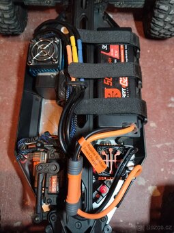Losi Lasernut U4 4WD Smart RTR černá 1:10 - 19