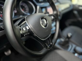 VW Touran 2018,7 mistTop Stav - 19