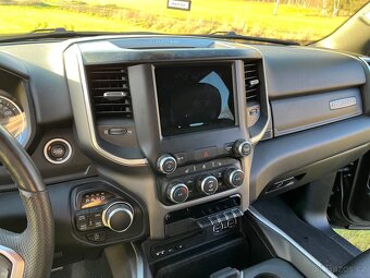 DODGE RAM V6 3.6, 4x4 225kw benzín /LPG - 19