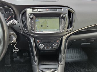 Opel Zafira 1.6 Turbo 147kW  •  Původ ČR  •  133.000 KM  • - 19