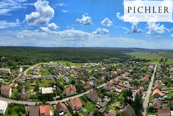 Prodej patrového RD s pozemkem 643 m2, Lužná (okr. Rakovník) - 19