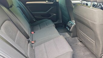 Volkswagen Passat B8 2.0 TDi DSG Comfortline 2017 - 19