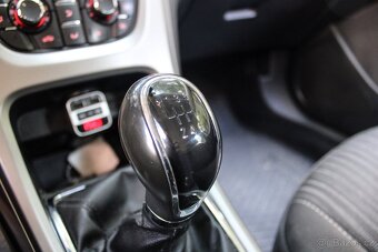 Opel Astra J 1.7CDTI 2011 - 19