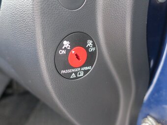 Opel Agila 1.0 i 48kW - 19