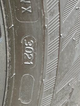 Pěkná zimní orig alu Škoda Kodiaq 215/65/17 vzorek 8mm - 19