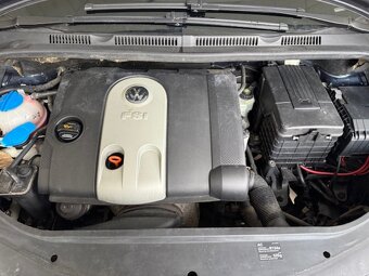 Volkswagen Golf Plus, 1,6 FSi 85kW - 19