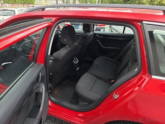 Škoda Octavia
III.1.6 TDI Led Kei DSG - 19