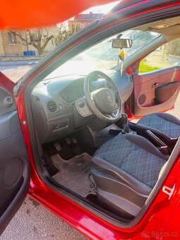 Renault Clio 3 III Grandtour 1,2i 55 kW - 19