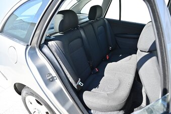 Škoda Fabia 1.4 16V 59KW Ambiente 5/2007 - 19
