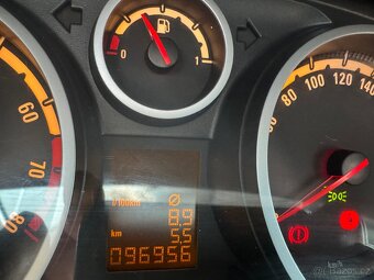 Opel Corsa 1.6 Turbo 110 kW OPC-line - 19