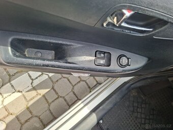 Hyundai i20 r.v.2011 Hatchback - 19