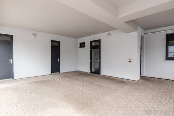 Prodej bytu 2,5+kk v centru Poděbrad, 82 m2, parkov., komora - 19