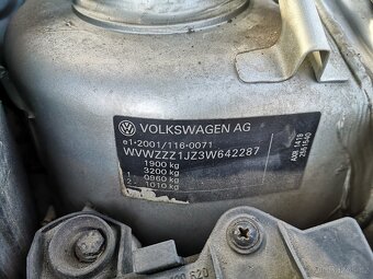 VOLKSWAGEN GOLF IV COMBI 1.9TDi - 19
