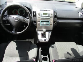TOYOTA COROLLA VERSO -1.8 VVT-i ,7 míst, automat - 19
