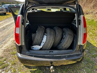 Škoda Roomster 1,2 Tsi 63kW 1.Majitel STYLE, 2010 - 19