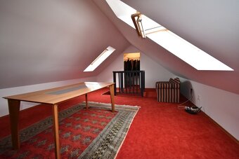 Prodej luxusního domu 6+1, garáž, Hoštice u Vodochod - 19
