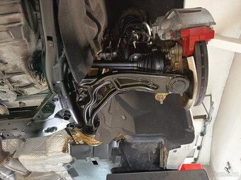 Chrysler Pacifica 3,6L,r.v.2022, kůže,7mít,TopStav,85.000 km - 19