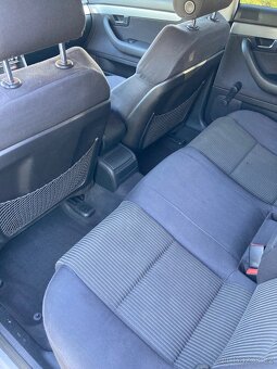 Audi A4 B7 Avant 2.0TDI 125kW S-line - 19