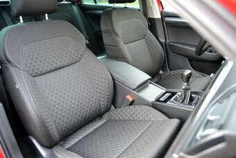 Škoda Superb 2.0 TDI 110kW Style Pro Navi kombi TOP STAV - 19