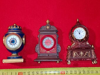 Hodiny za zeď, krbové, budíky, atd. celkem 24 ks  PRIM atd. - 19