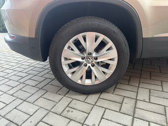 VW Tiguan LIFE 2.0TDi 103kW 4x4 DSG serviska - 19