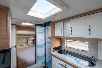 Príves 2022 Hobby De Luxe 540 KMFe – Plne vybavený 🚐✨ - 19