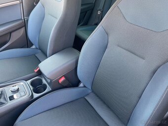 SEAT ATECA 1,6 TDI 85 KW NAVI KAMERA MANUÁL - 19