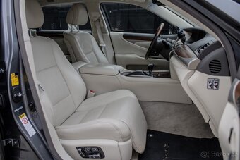 Lexus LS 600h L, 290 kW, automat, 2013, hybrid - 19