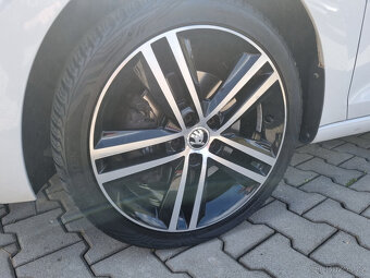 Škoda Rapid 1,2 TSI Style Plus, PANORAMA, XENONY, 1.MAJITEL - 19