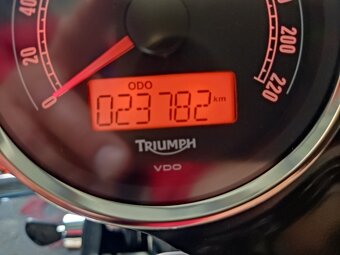 Triumph Bonneville T 100 (2011) nádherný kousek, po servisu - 19