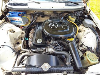 Mercedes Benz W123, 230E, piano - 19