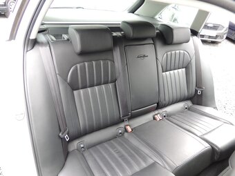 Škoda Superb Combi 2.0TDi,110kw,4x4,L&K,2017,manuál,-21%DPH - 19