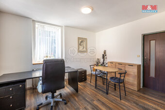 Prodej rodinného domu, 500 m², Očihov, ul. Očihovec - 19