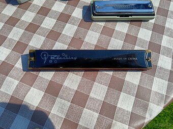 Prodám 5 strunné Banjo, harmoniky, literatura - 19