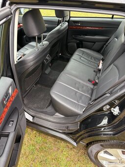 Subaru Outback 3.6 140000km - 19