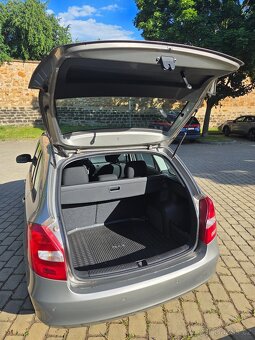 Škoda Fabia 1.6 77kW 1.majitel, kombi - 19