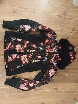 Lyzarska či snowboardová bunda ROXY s kožešinovým límcem - 19