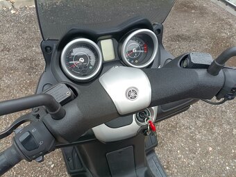 Yamaha x max 125i Cz doklady v ceně černý 2 - 19