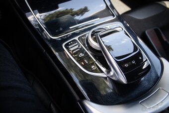 Mercedes-Benz C 450 AMG 270kW - 19