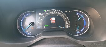 Toyota RAV4 2.5 Hybrid Selection 4x4 Čr - 19