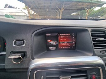 Volvo V40 CROSS Country automat - 19