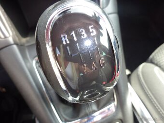 Opel Zafira 2,0 CDTI, 7 míst - 19