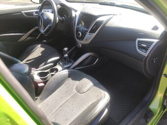 Hyundai Veloster 1.6 103kw benzín - 19