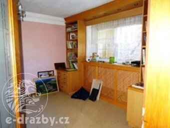 Rodinný dům, zahrada a pozemek v obci Městečko, okr. Rakovní - 19
