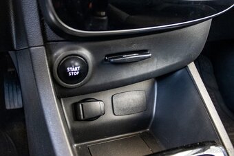 Renault Clio TCe 90 Advantage - 19